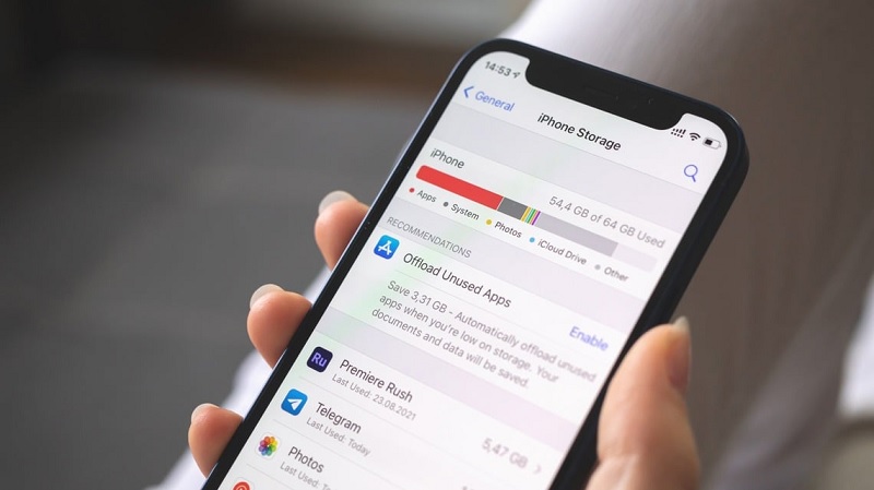 Tại sao iPhone của bạn lại hết dung lượng?