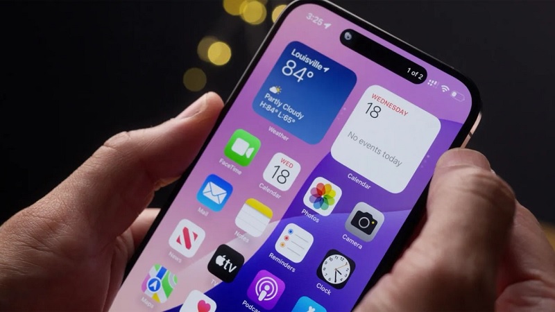 Chạm sáng màn hình iPhone là gì?