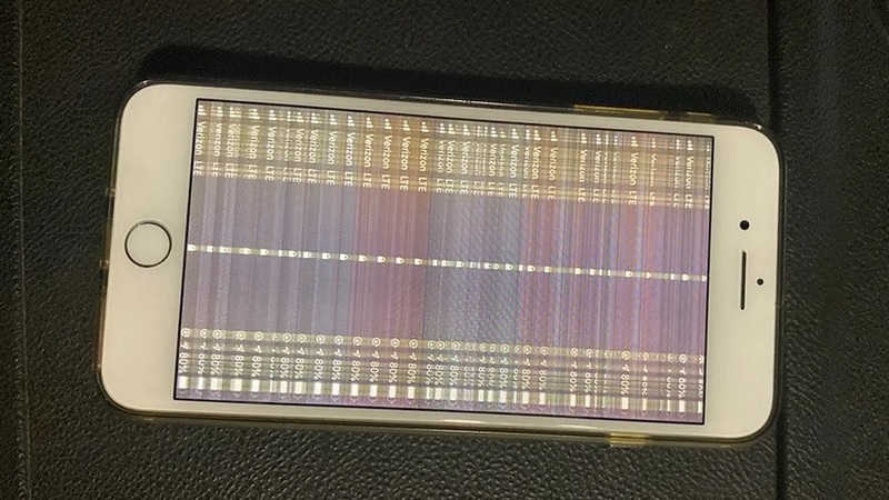 Nguyên nhân gây ra lỗi màn hình iPhone bị sọc ngang mờ
